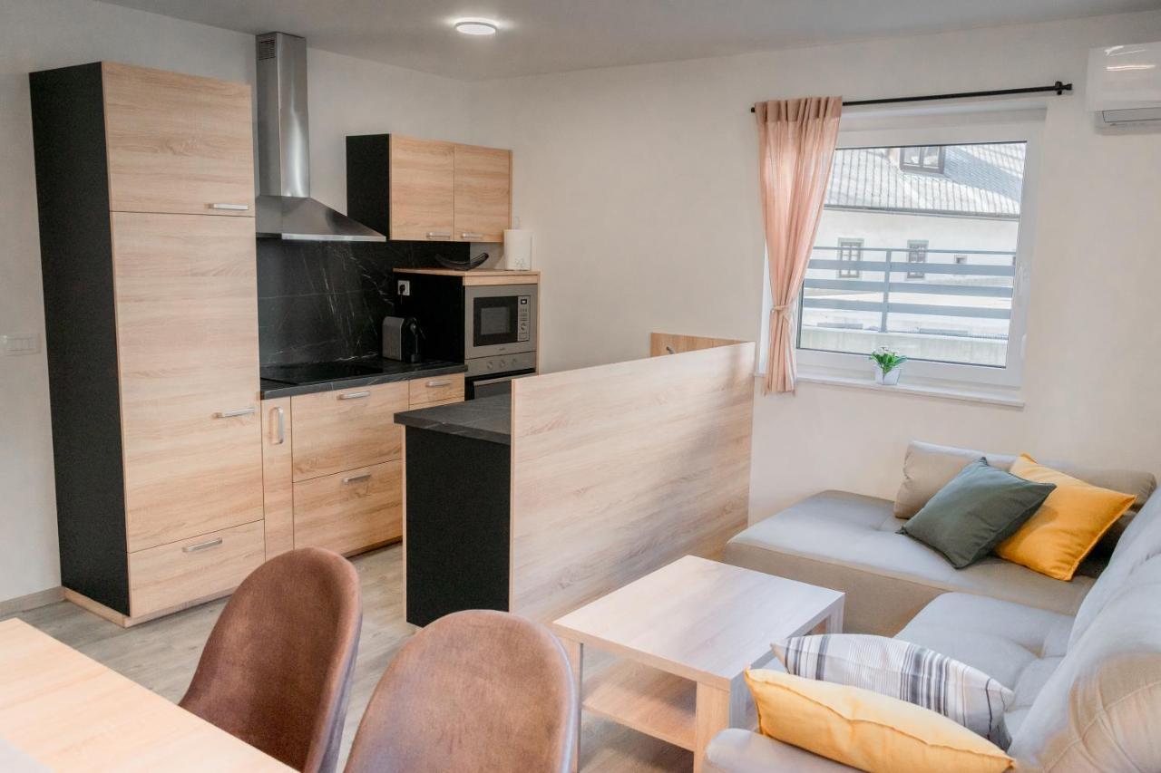 Prima Countryside Apartments Zirovnica Rom bilde
